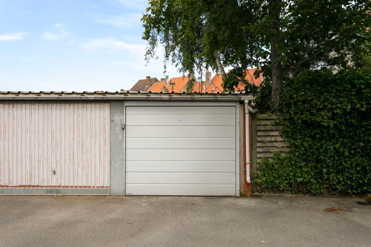 Eighties Modernist Design House With Garden Near The Beach Ostende Extérieur photo